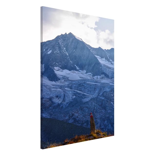 Wanddeko bunt Wegmarkierung in den Alpen