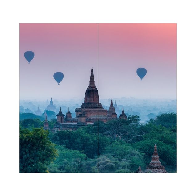 Deko Asia Heißluftballons über Tempelanlage