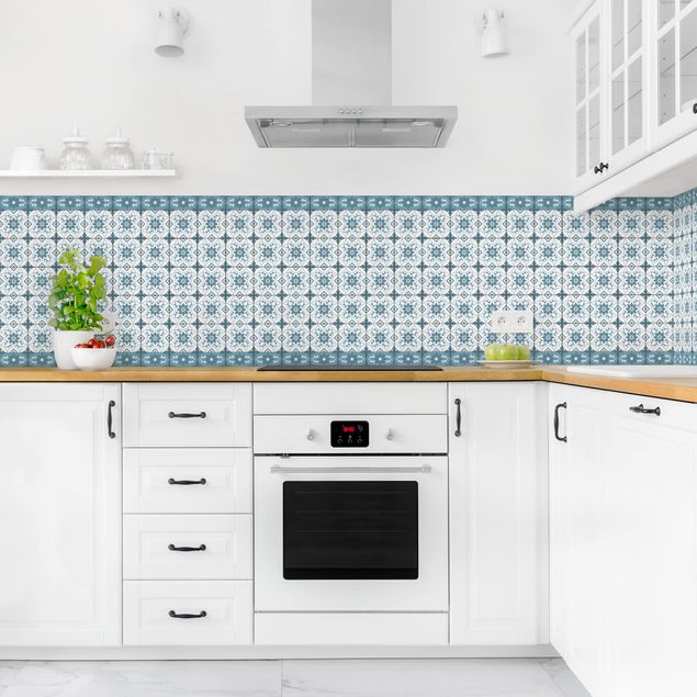 Küche Dekoration Geometrischer Fliesenmix Blume Blaugrau