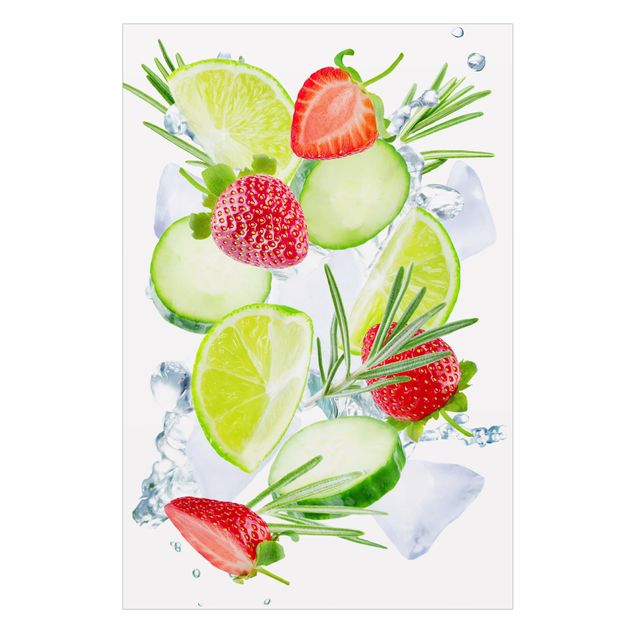 Wanddeko draußen Erdbeeren Limetten Eiswürfel Splash
