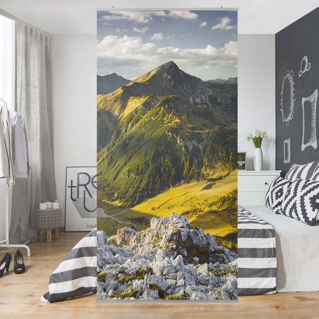 Wanddeko Flur Berge und Tal der Lechtaler Alpen in Tirol