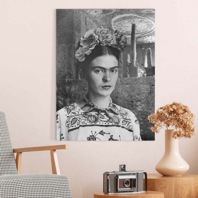 Wanddeko Wohnzimmer Frida Kahlo Foto Portrait vor Kakteen