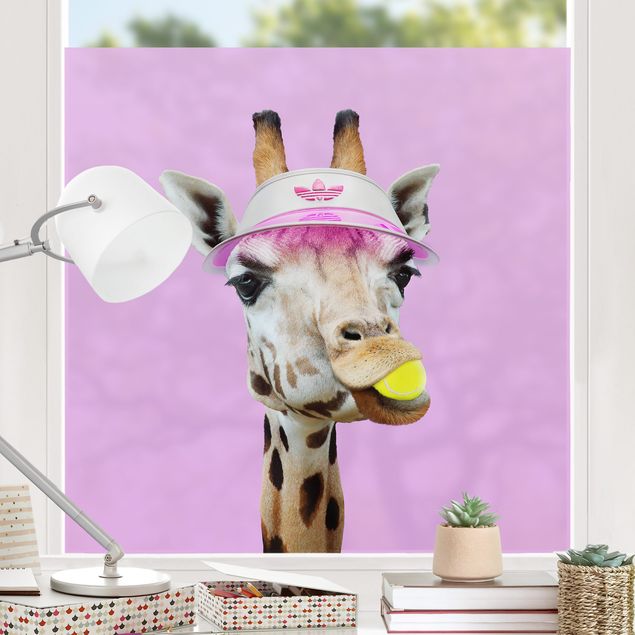 Babyzimmer Deko Giraffe beim Tennis