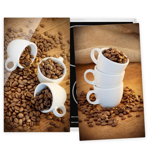 Küche Dekoration 3 Espressotassen mit Kaffeebohnen