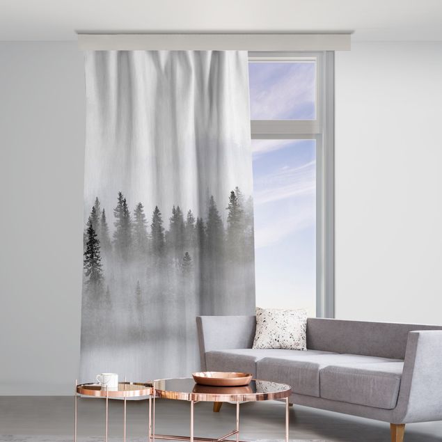 Vorhang modern Nebel im Tannenwald Schwarz-Weiß