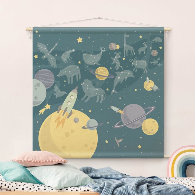 Kinderzimmer Deko Planeten mit Sternzeichen und Raketen