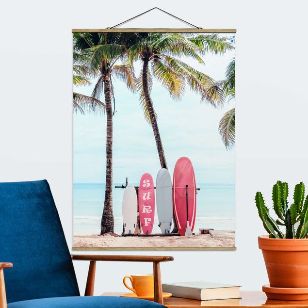 Wanddeko bunt Rosa Surfboards unter Palmen