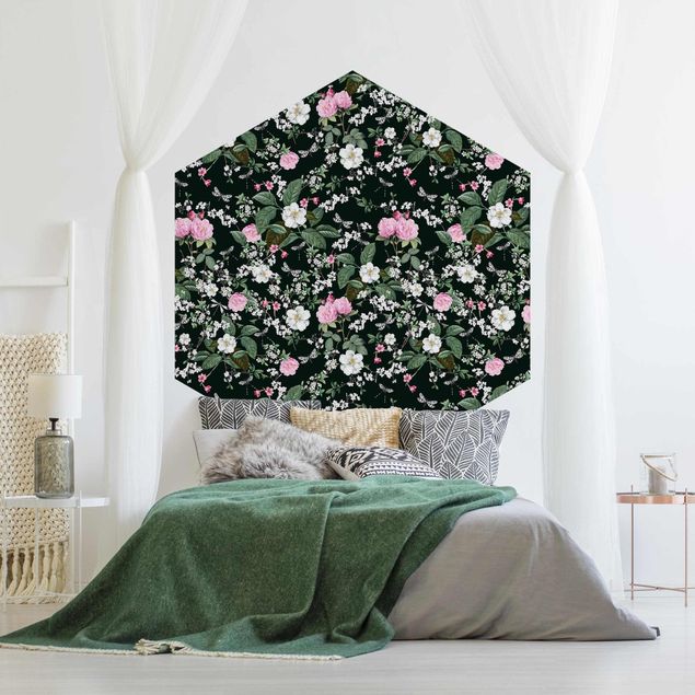 Wanddeko Schlafzimmer Rosen und Schmetterlinge auf Dunkelgrün