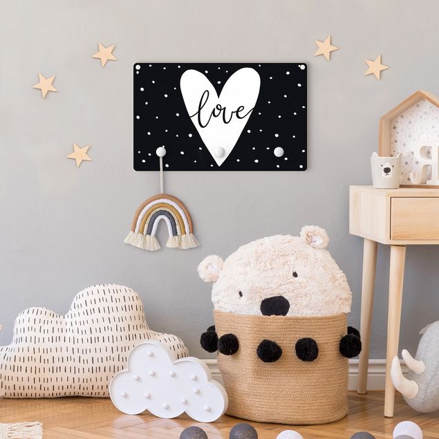 Wanddeko Babyzimmer Spruch Love im Herz mit Punkten Schwarz Weiß