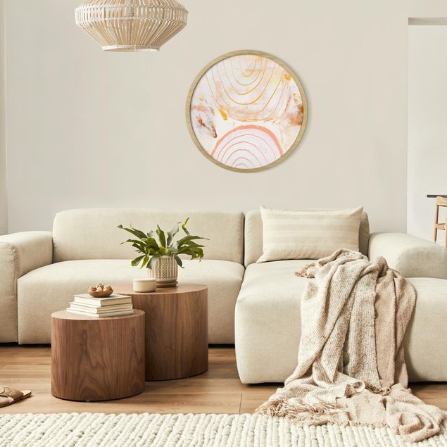 Wanddeko über Sofa Strahlende Farbbögen in Karamell