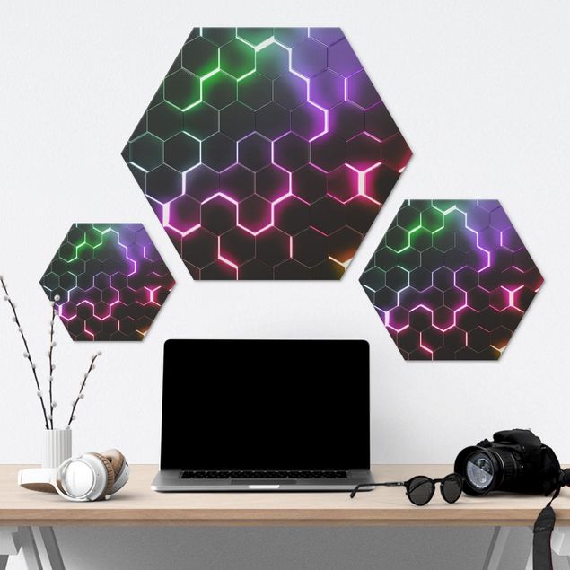 Wanddeko draußen Strukturierte Hexagone mit Neonlicht