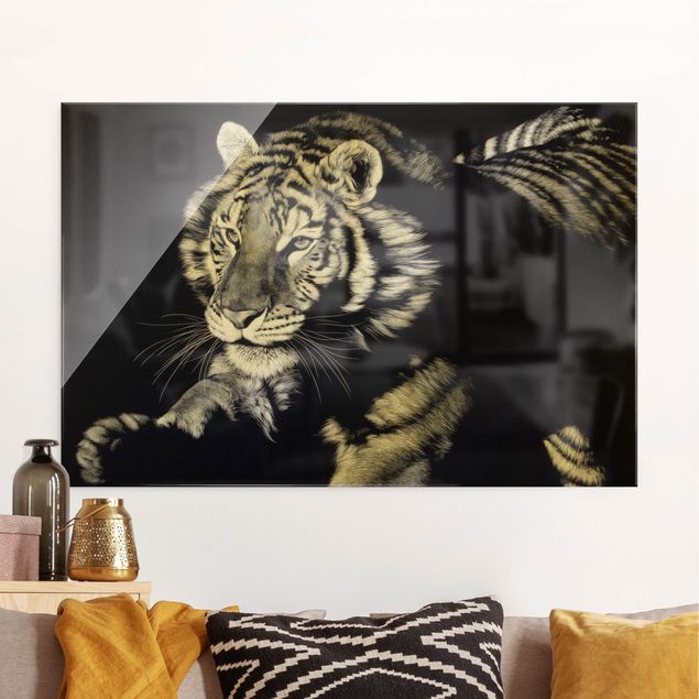 Wanddeko Schlafzimmer Tiger im Sonnenlicht vor Schwarz