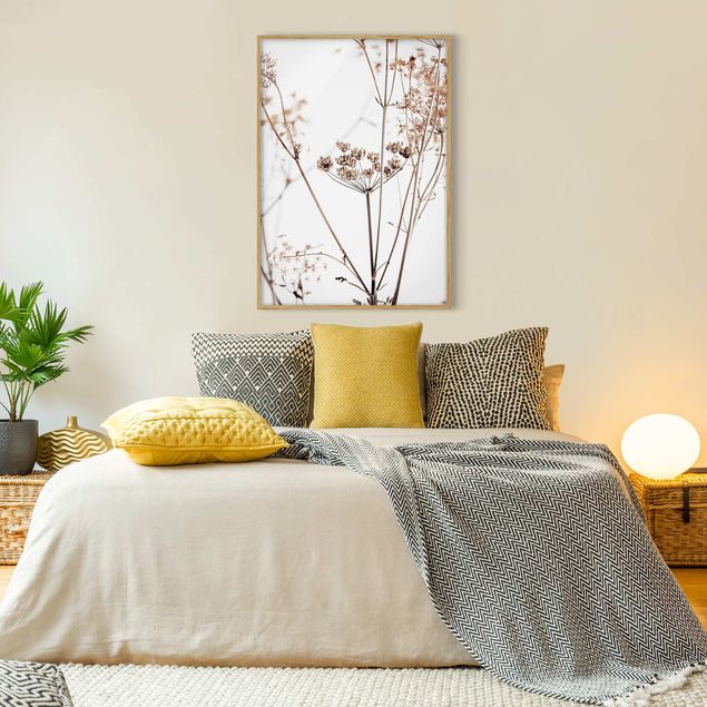 Wanddeko Schlafzimmer Trockenblume im Lichtspiel