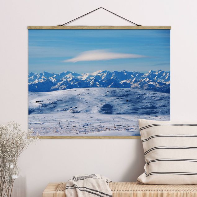 Wanddeko blau Verschneite Bergwelt
