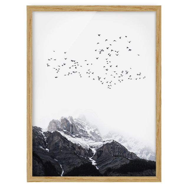 Wanddeko Esszimmer Vogelschwarm vor Bergen Schwarz Weiß